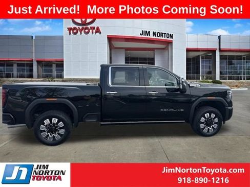 Used 2026 GMC Sierra 2500 Denali w/ Denali Reserve Package AWD/4WD image 8
