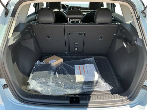 New 2026 Volkswagen Taos SE AWD/4WD image 17