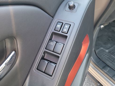 Used 2022 Nissan Frontier PRO-4X image 15