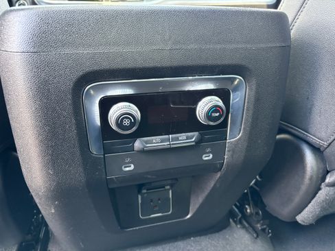 Used 2023 GMC Yukon SLT w/ Max Trailering Package AWD/4WD image 25