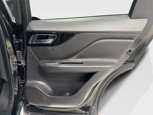 Used 2020 Jaguar F-PACE Prestige image 25