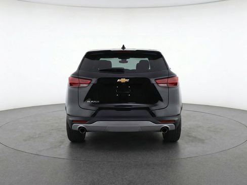 Used 2025 Chevrolet Blazer LT image 7