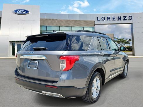 Used 2023 Ford Explorer XLT w/ Equipment Group 202A RWD image 5