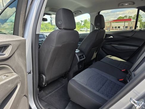 Used 2024 Chevrolet Equinox LT FWD image 14