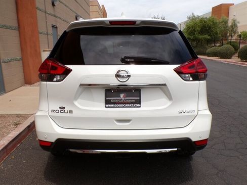 Used 2020 Nissan Rogue SV AWD/4WD image 4