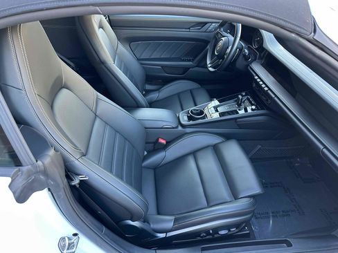 Used 2023 Porsche 911 Carrera GTS w/ Premium Package image 19