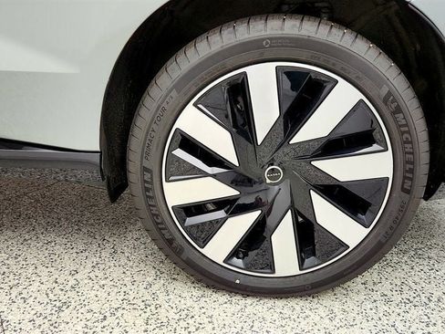 Used 2025 Volvo EX90 Ultra AWD/4WD image 9