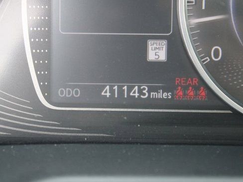 Certified 2023 Lexus ES 350 w/ Premium Package image 15