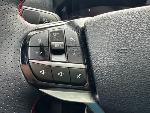 Used 2025 Ford Explorer ST image 20