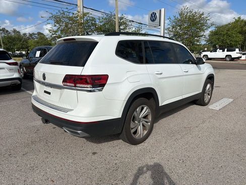 Certified 2023 Volkswagen Atlas SE w/ Panoramic Sunroof Package image 7