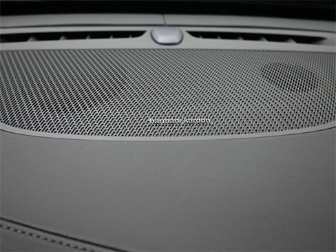 New 2026 Volvo XC90 B6 Plus w/ Protection Package Premier image 37