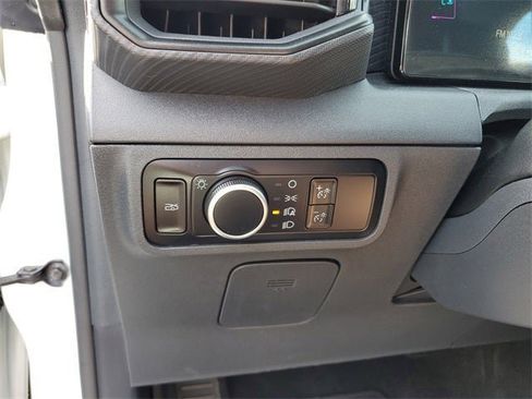 Used 2024 Ford Mustang Convertible image 45