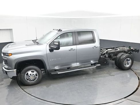 New 2026 Chevrolet Silverado 3500 LT w/ Convenience Package image 37