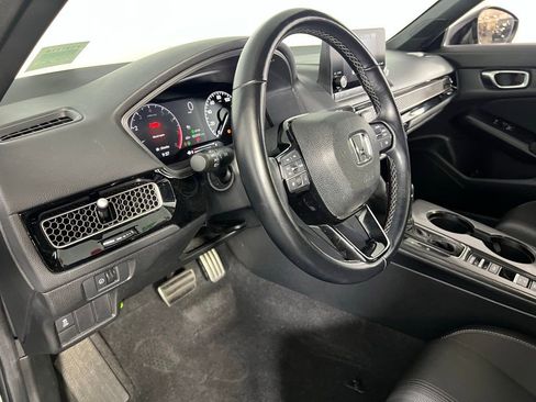 Used 2025 Honda Civic Sport image 18