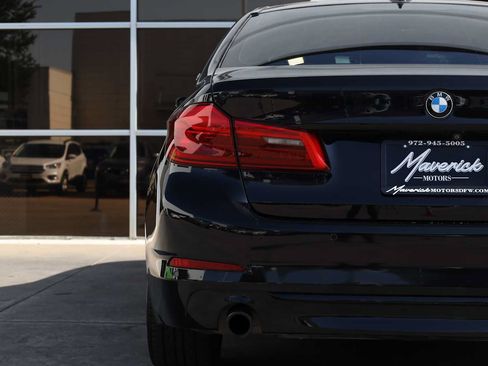 Used 2019 BMW 530e w/ Convenience Package RWD image 43