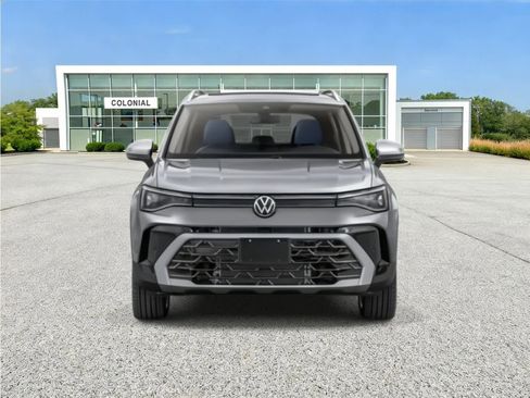 New 2026 Volkswagen Taos SEL image 7