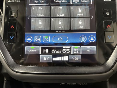 Certified 2024 Subaru Crosstrek 2.5i Limited w/ Crosstrek Mirror Package image 24