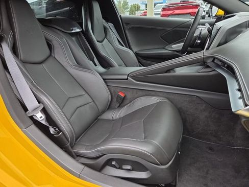 Used 2026 Chevrolet Corvette Stingray Coupe w/ 1LT RWD image 13