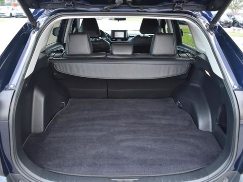 Used 2020 Toyota RAV4 XLE Premium FWD image 53