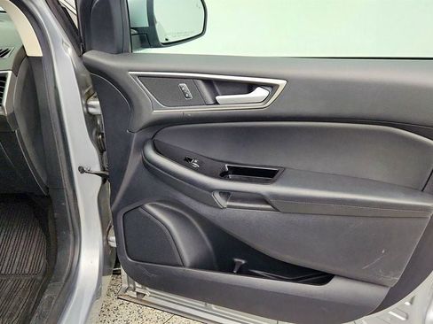 Used 2020 Ford Edge SEL w/ Convenience Package image 25