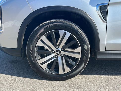 Used 2026 Mitsubishi Outlander Sport ES image 10