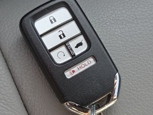 Certified 2022 Honda Pilot Special Edition image 37