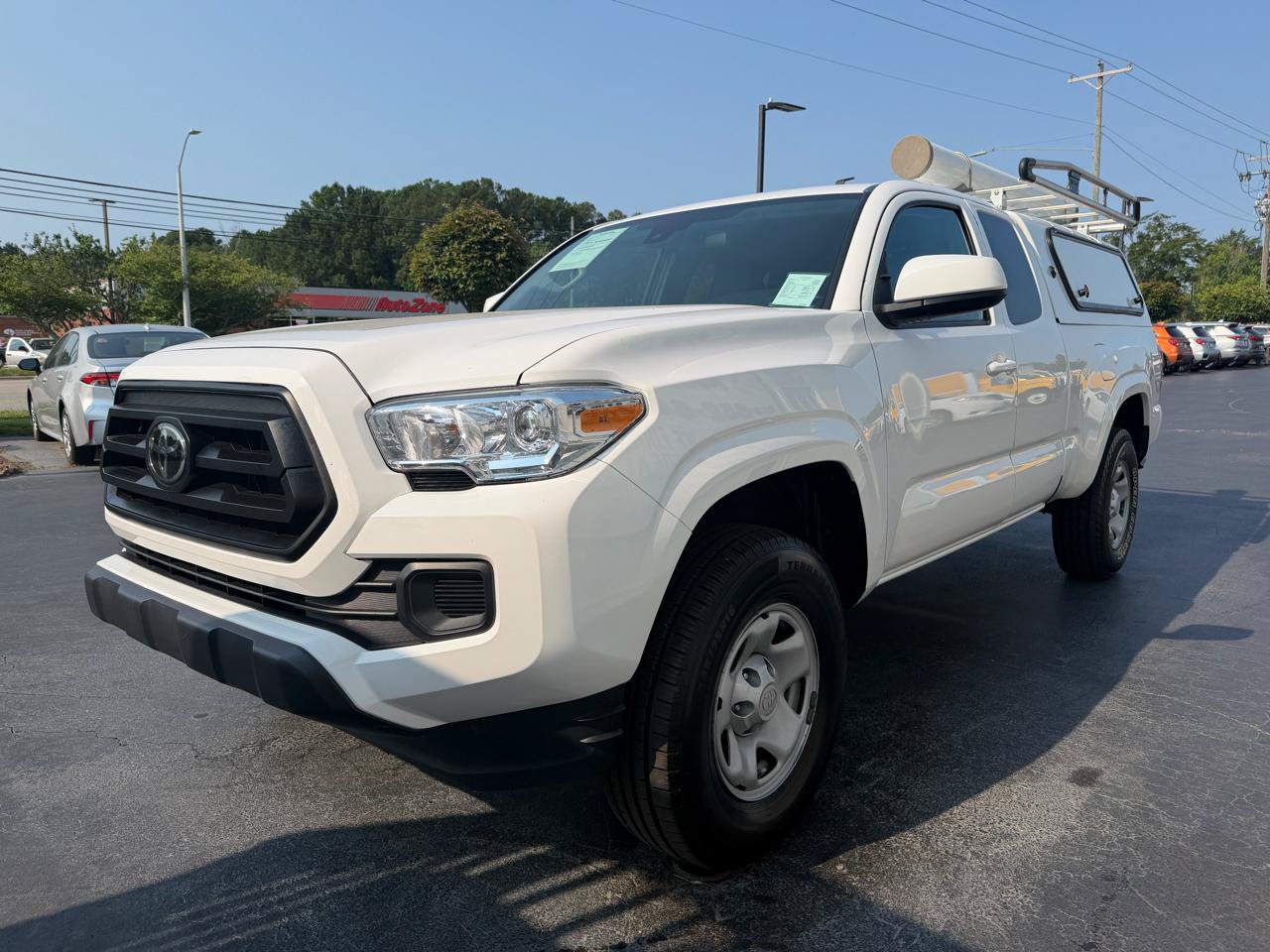 Used 2023 Toyota Tacoma SR w/ SR Convenience Package RWD image 4