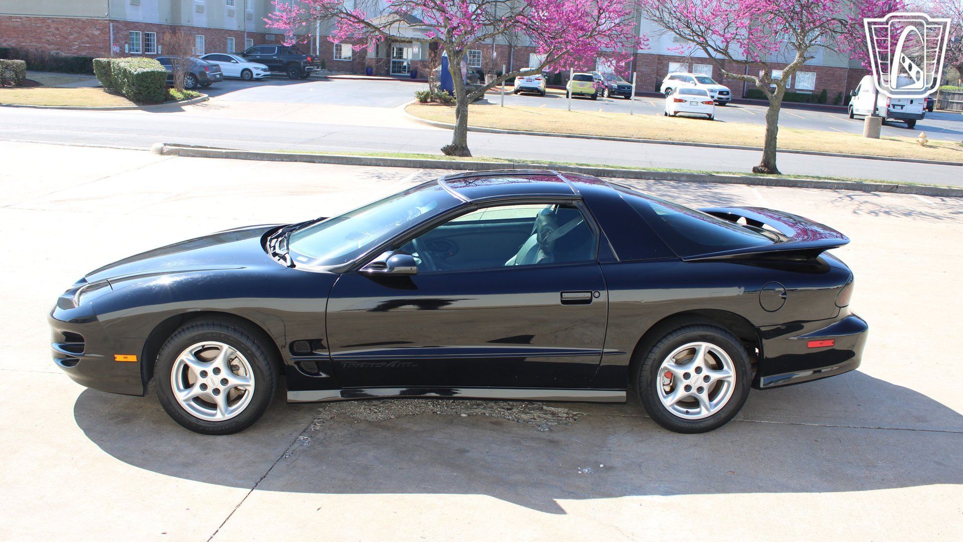 Used 1999 Pontiac Firebird Formula w/ Security Pkg RWD image 24
