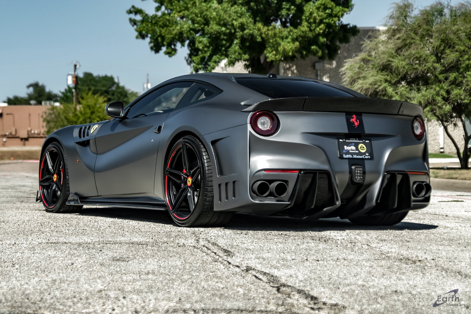 Used 2014 Ferrari F12 Berlinetta RWD image 14