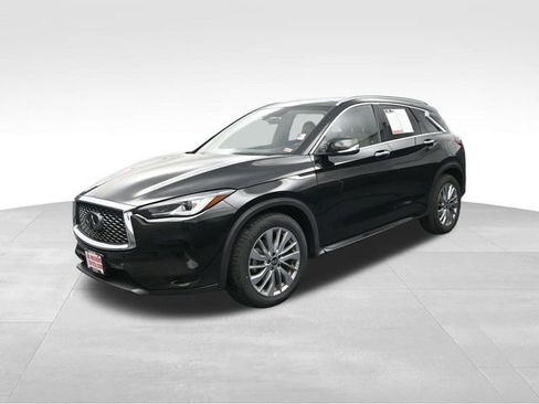 Used 2024 INFINITI QX50 Luxe image 3