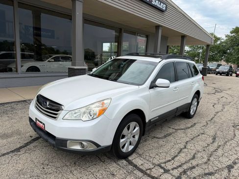 Used 2012 Subaru Outback 2.5i Premium AWD/4WD image 1