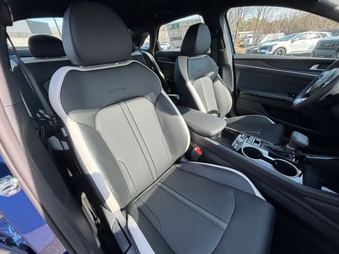 New 2026 Kia K5 GT-Line image 16