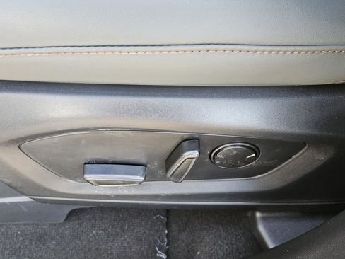 New 2026 Ford Explorer Active w/ Active Comfort Package RWD image 26