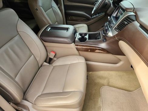 Used 2018 Chevrolet Tahoe LT w/ Luxury Package image 20