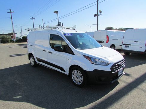 Used 2022 Ford Transit Connect XL image 2
