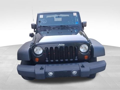 Used 2013 Jeep Wrangler Sport AWD/4WD image 2