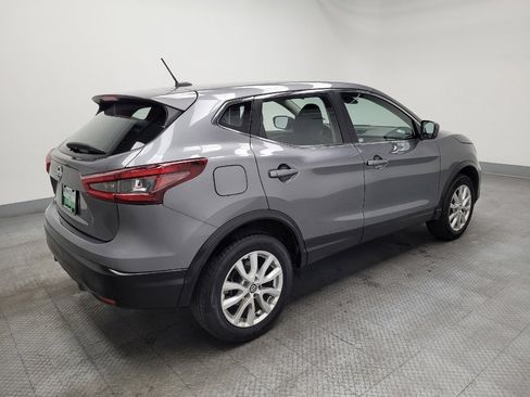 Used 2021 Nissan Rogue Sport S image 10