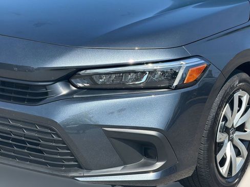 Used 2023 Honda Civic LX image 11