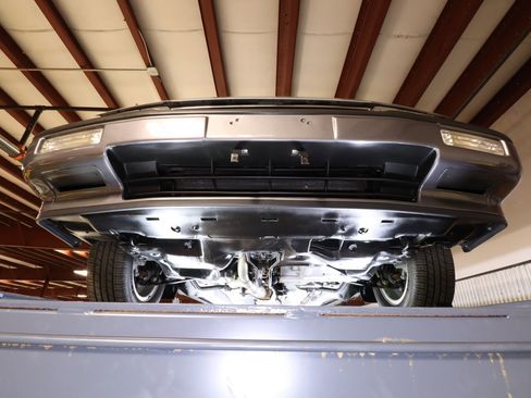 Used 1987 Acura Legend L image 38