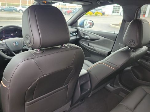 New 2026 Buick Envista Avenir image 13