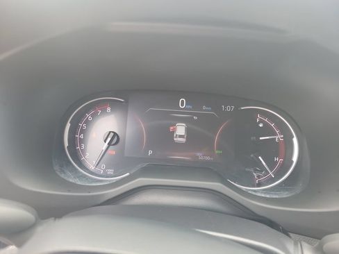 Certified 2025 Toyota RAV4 XLE FWD image 21