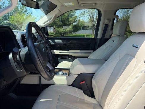 Used 2021 Ford Expedition Platinum AWD/4WD image 10