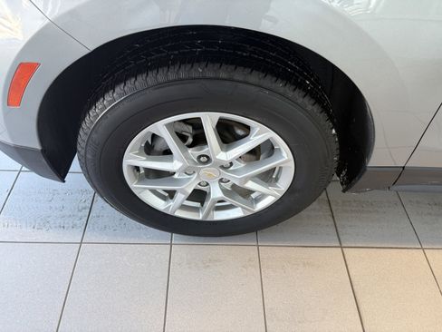 Used 2024 Chevrolet Equinox LT w/ LPO, Floor Liner Package image 8