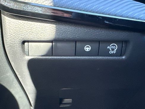 New 2026 Nissan Kicks SR image 14