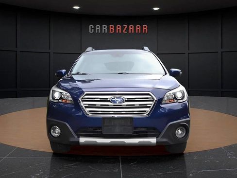 Used 2017 Subaru Outback 2.5i Limited image 12