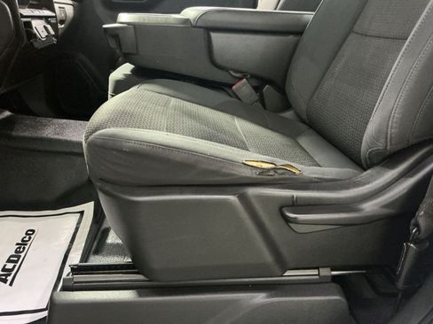 Used 2020 Chevrolet Silverado 1500 W/T AWD/4WD image 15