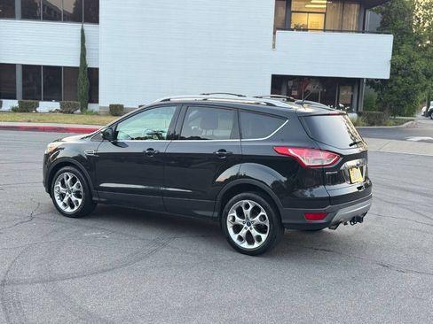 Used 2014 Ford Escape Titanium w/ Equipment Group 401A FWD image 6