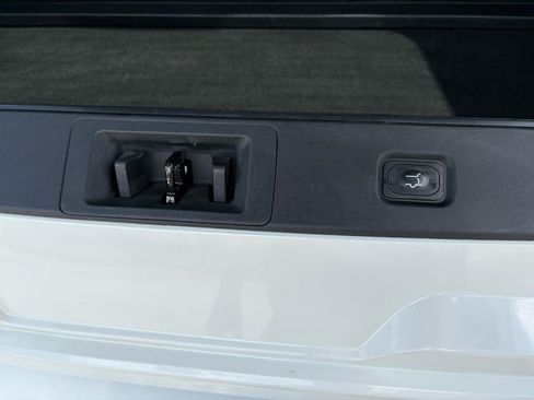 Used 2025 Ford Expedition Active AWD/4WD image 56