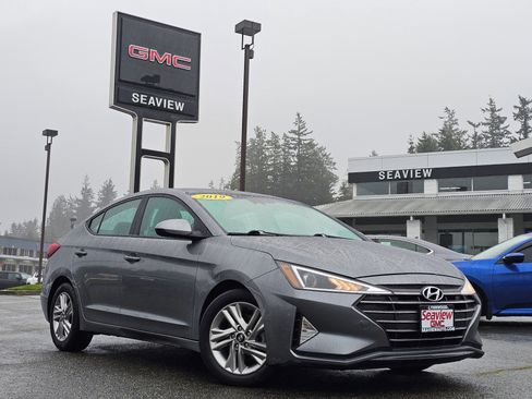 Used 2019 Hyundai Elantra SEL image 1