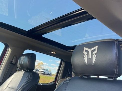 Used 2021 Ford F250 Lariat image 21